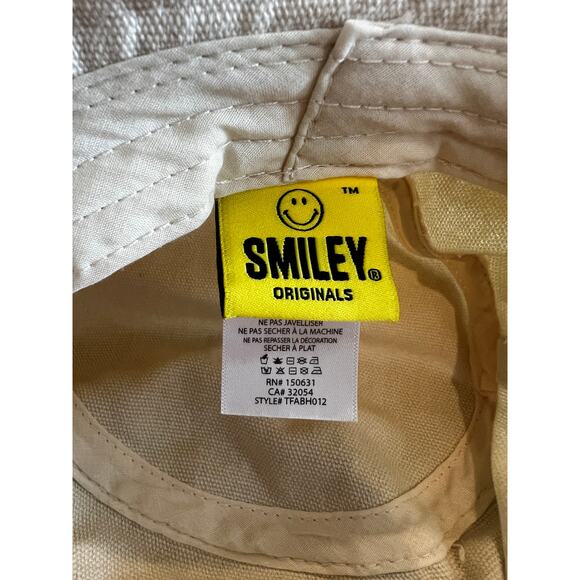 Smiley Originals Bucket Hat Cream White Unisex One Size Cotton Smiley Face Logo - Picture 3 of 4